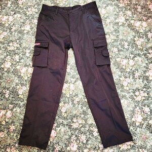 New Vogue Men's 34x30 Black Cargo Pants NWOT #587